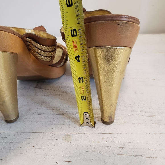 MICHAEL KORS BROWN LEATHER SANDALS WOODEN HEEL PLATFORM Size 9.5 - Picture 8 of 10